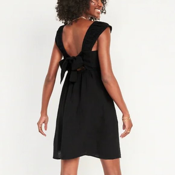 Old Navy Dresses & Skirts - Old Navy Cap-Sleeve Cutout Bow-Detailed Mini Swing Dress - NWT!